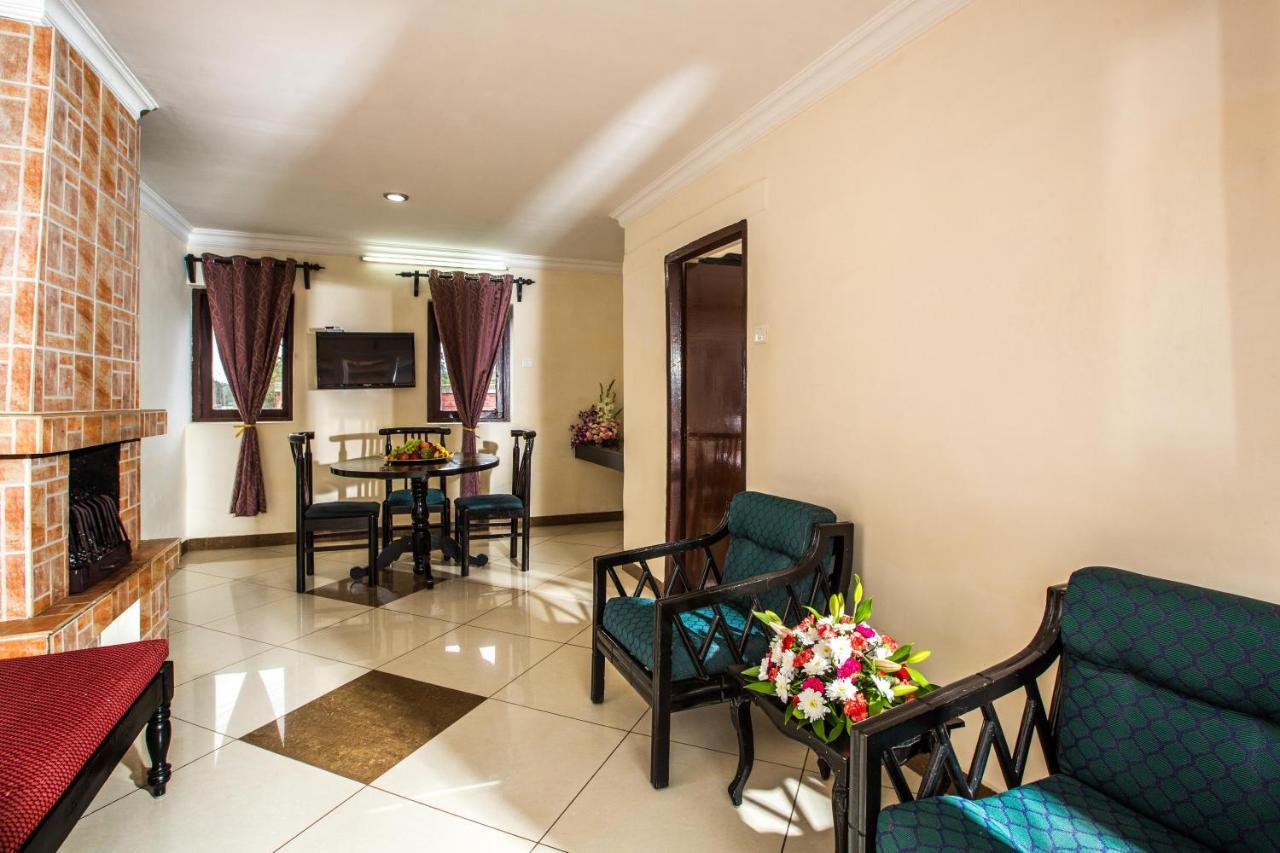 Hotel Lakeview Ooty Exterior photo